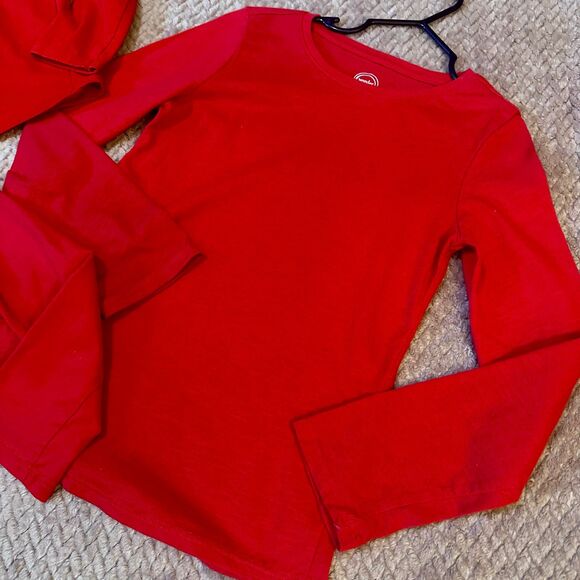 Girl’s Christmas Shirt Bundle Size 6 - Picture 3 of 8